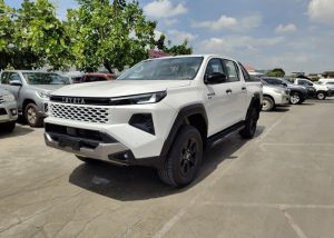 2026 TOYOTA HILUX TRAVO OVERLAND PLUS DOUBLE CAB 2.8 4WD AT White