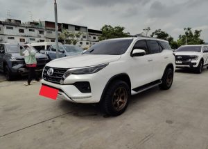 2021 TOYOTA LEGENDER FORTUNER 2.4 4WD AT White