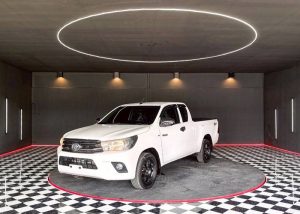 2016 TOYOTA HILUX REVO J SMART CAB 2.4 2WD MT White