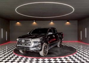 2022 TOYOTA HILUX REVO MID DOUBLE CAB 2.4 2WD AT Black