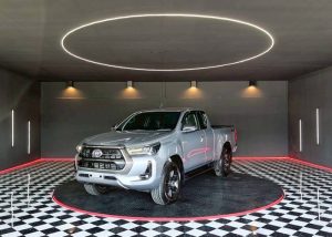 2021 TOYOTA HILUX REVO MID SMART CAB 2.4 4WD MT Silver