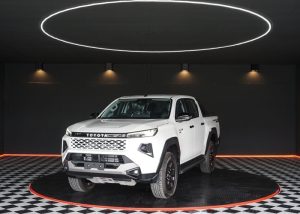 2026 TOYOTA HILUX TRAVO OVERLAND PLUS DOUBLE CAB 2.8 4WD AT White