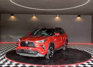 2026 TOYOTA SUV PREMIUM YARIS CROSS 1.5 2WD AT Red