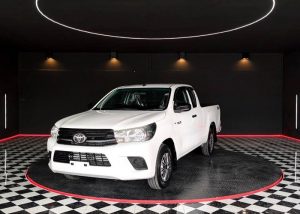 2017 TOYOTA HILUX REVO J SMART CAB 2.4 2WD MT White