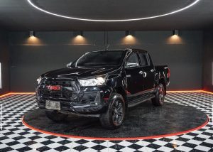 2020 TOYOTA HILUX REVO ENTRY DOUBLE CAB 2.4 2WD AT Black