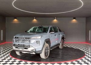 2026 TOYOTA HILUX TRAVO OVERLAND PLUS DOUBLE CAB 2.8 4WD AT Gray