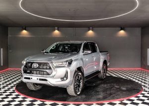 2021 TOYOTA HILUX REVO HIGHT DOUBLE CAB 2.8 4WD AT Silver