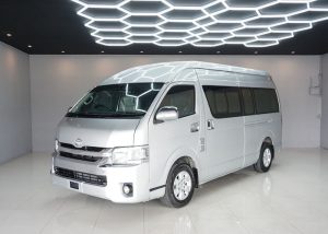 2015 TOYOTA VAN COMMUTER 3.0 2WD MT Silver