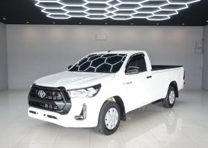 2021 TOYOTA HILUX REVO ENTRY SINGLE CAB 2.4 2WD MT White
