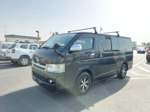 2013 TOYOTA HIACE VAN 3.0 4WD MT Black