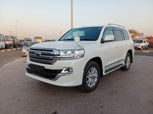 2016 TOYOTA LAND CRUISER SUV 4.6 4WD AT White
