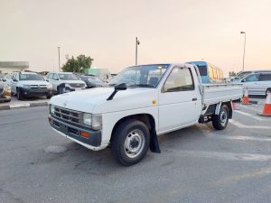 1993 NISSAN DATSUN PICK UP 2.7 2WD MT White