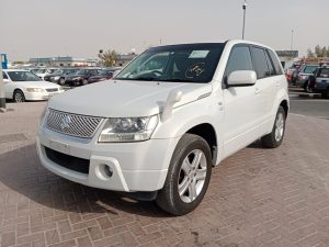 2005 SUZUKI ESCUDO SUV 2.0 4WD AT White