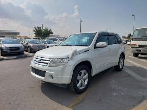 2008 SUZUKI ESCUDO SUV 2.4 4WD AT White
