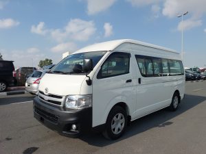 2011 TOYOTA HIACE VAN 3.0 2WD AT White
