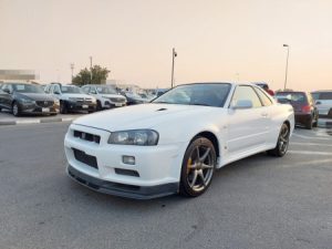 2001 NISSAN SKYLINE SEDAN 2.6 4WD MT White