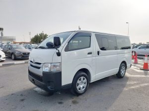 2017 TOYOTA HIACE VAN 3.0 2WD AT White