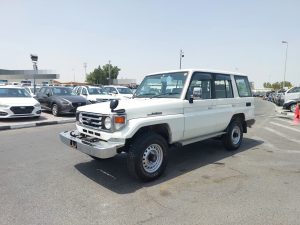 2004 TOYOTA LAND CRUISER SUV 4.2 4WD MT White
