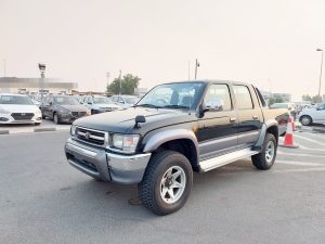 1998 TOYOTA HILUX PICK UP 2.4 2WD AT Black