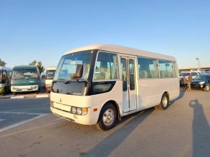 2004 MITSUBISHI ROSA MINI BUS 5.2 2WD AT White