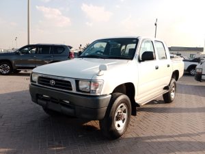 2001 TOYOTA HILUX PICK UP 3.0 4WD MT White