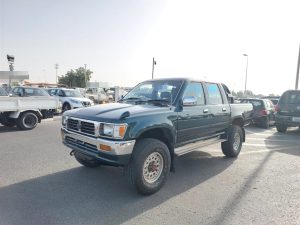 1995 TOYOTA HILUX PICK UP 2.4 4WD AT Green