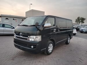 2005 TOYOTA COMMUTER VAN 2.5 2WD AT Black