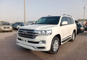 2016 TOYOTA LAND CRUISER SUV 4.5 4WD AT White