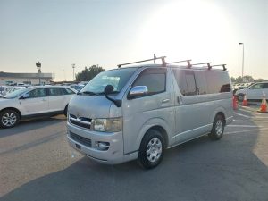 2005 TOYOTA COMMUTER VAN 2.5 2WD AT Silver