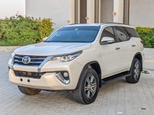 2017 TOYOTA FORTUNER SUV 2.7 2WD AT White