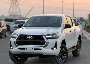 2022 TOYOTA HILUX PICK UP 2.8 4WD AT White