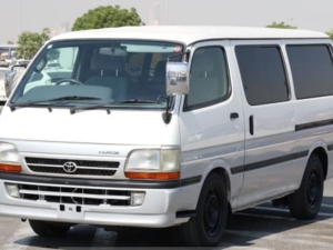 2000 TOYOTA HIACE VAN 3.0 2WD AT White
