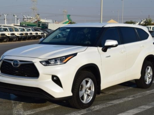 2022 TOYOTA KLUGER SUV 2.5 2WD AT White