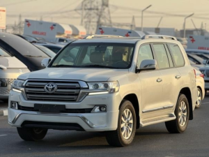 2015 TOYOTA LAND CRUISER SUV 4.6 4WD AT White
