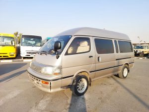 1995 TOYOTA COMMUTER VAN 3.0 2WD AT Silver