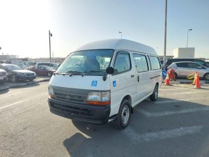 2003 TOYOTA HIACE VAN 2.4 2WD AT White