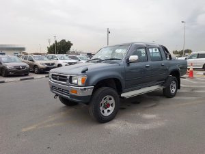 1994 TOYOTA HILUX PICKUP TRUCK 2.8 4WD MT Grey