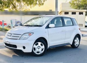 2003 TOYOTA IST HATCHBACK 1.3 2WD AT White