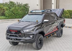 2020 TOYOTA HILUX PICKUP TRUCK 2.7 4WD AT Black