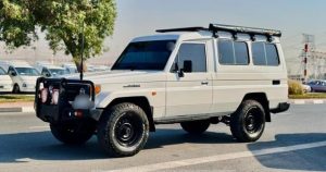 1998 TOYOTA LAND CRUISER SUV 4.2 4WD MT White