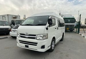 2012 TOYOTA HIACE VAN 2.0 2WD AT White