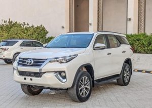 2018 TOYOTA FORTUNER SUV 4.0 4WD AT White