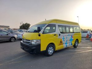 2011 TOYOTA HIACE COMMUTER 3.0 2WD AT Yellow