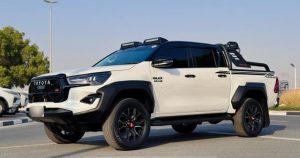 2023 TOYOTA HILUX PICKUP TRUCK 2.8 4WD AT White