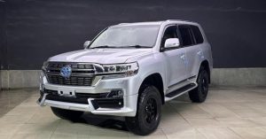 2014 TOYOTA LAND CRUISER SAHARA SUV 4.5 4WD AT Silver