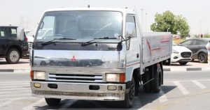 1986 MITSUBISHI CANTER TRUCK 3.6 2WD MT White