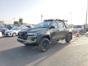 2018 TOYOTA HILUX PICK UP 2.8 4WD AT Grey
