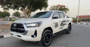 2016 TOYOTA HILUX PICK UP 2.8 4WD AT White