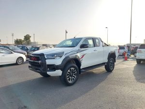 2015 TOYOTA HILUX PICK UP 2.8 4WD MT White