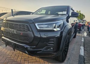 2021 TOYOTA HILUX PICK UP 2.4 4WD AT Black